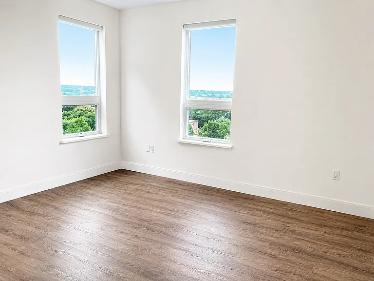 40 Fisher Ave #202 — Photo 6