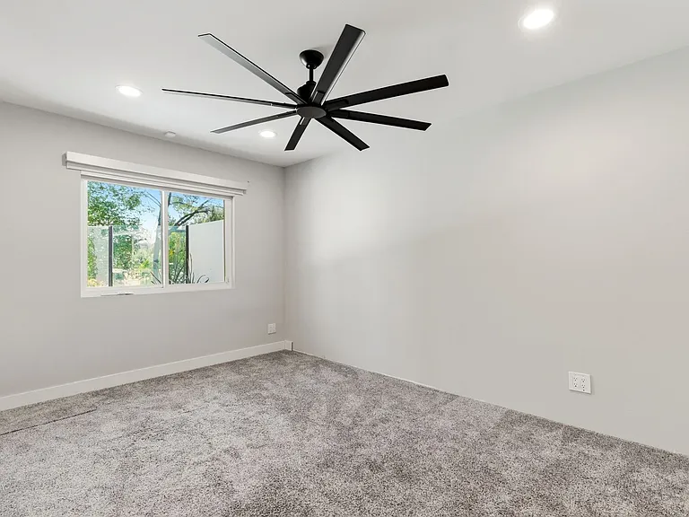 4520 Park Cordero — Photo 30