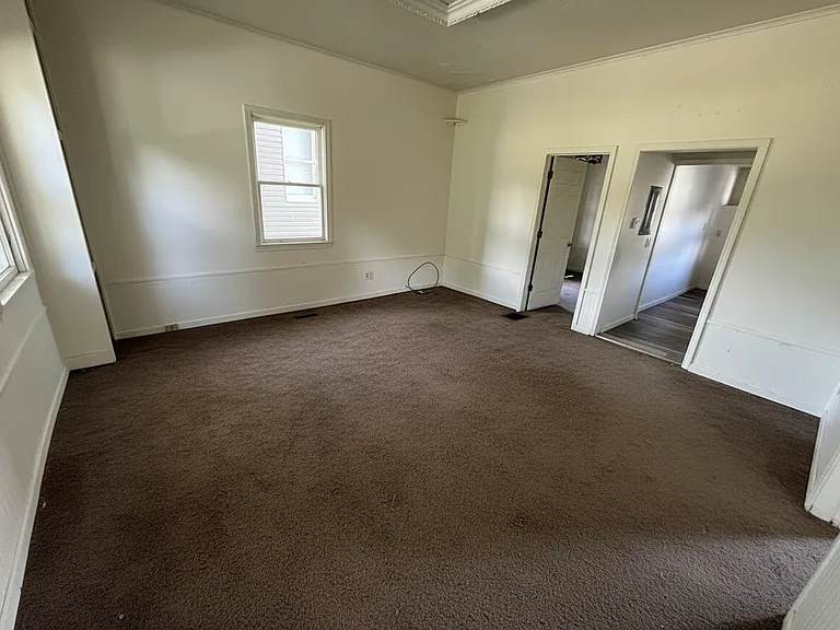 504 S Beveridge St — Photo 1