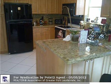 3rd image of 11744 SW 1st St