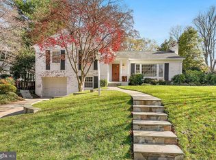 10013 E Bexhill Dr, Kensington, MD 20895