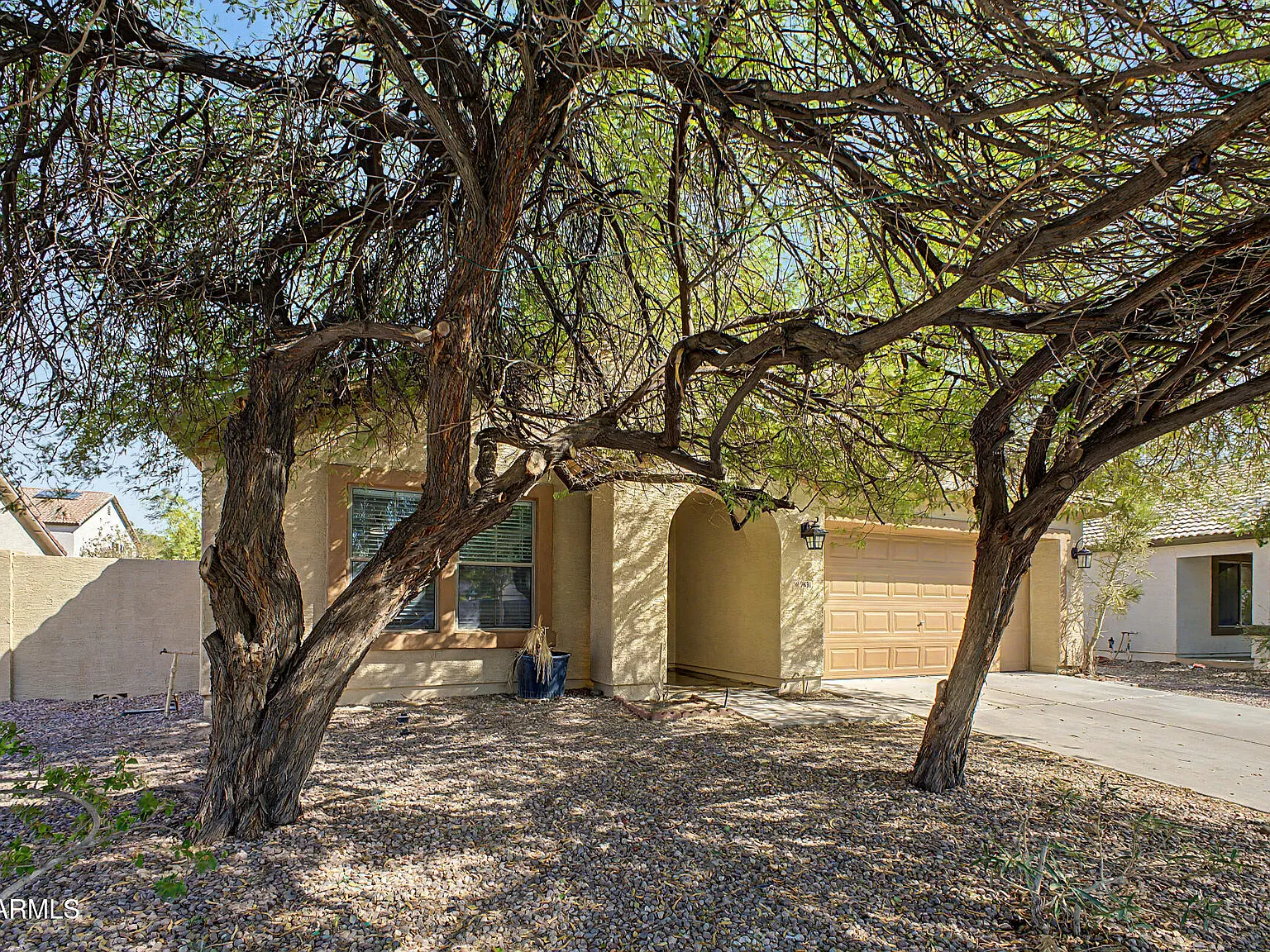 4 bed, 2.0 bath, 2046 sqft, $2,500 — Photo 3