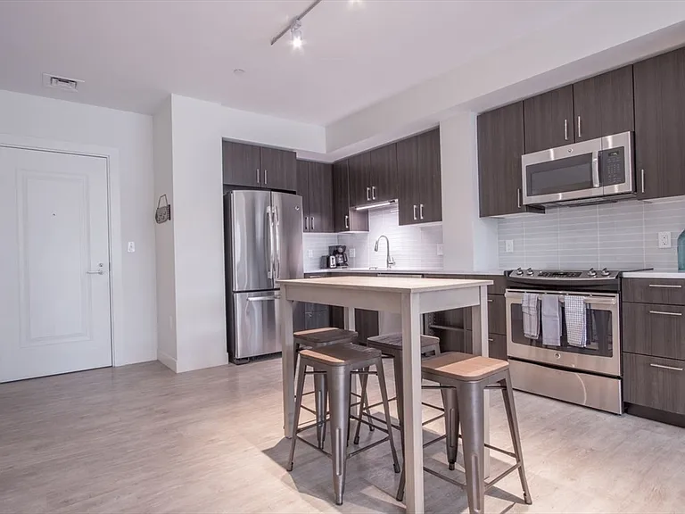 900 Beacon St #307 — Photo 7