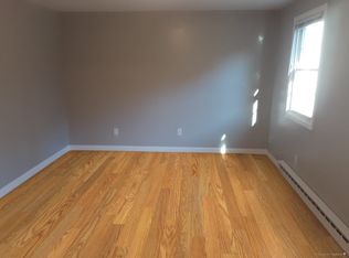 9 Bayberry Ln #7, Epping, NH 03042
