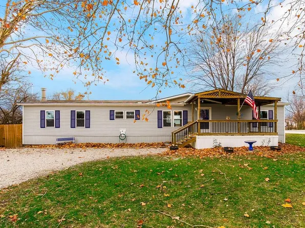 814 N Mullen St, Raymore, MO 64083