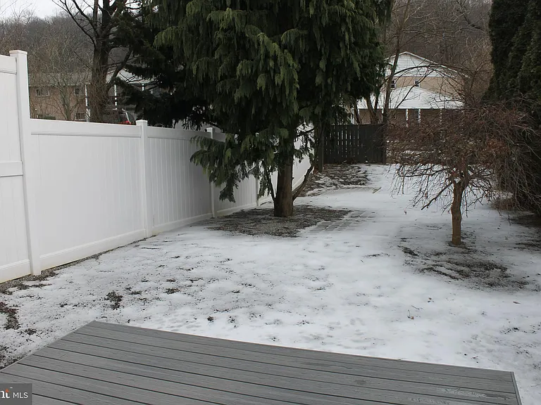 2620 Mountain Ln — Photo 34