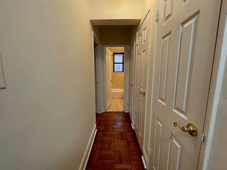 191 E 17th St #103 — Photo 5