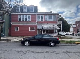502 Center St APT 3, Jim Thorpe, PA 18229