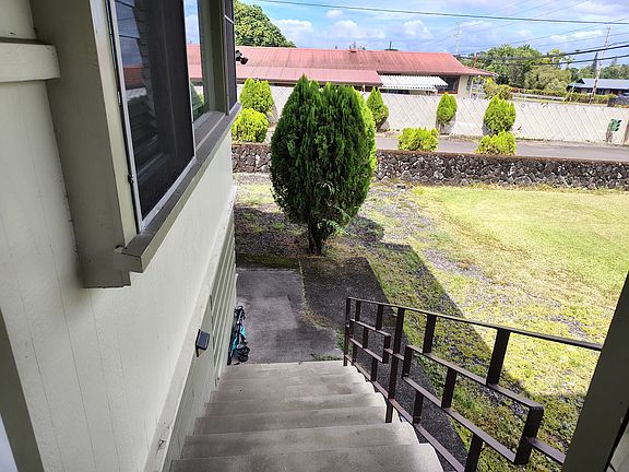 4th image of 944 Ainaola Dr #1