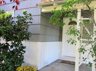 1011 Murray Ave, Medford, OR