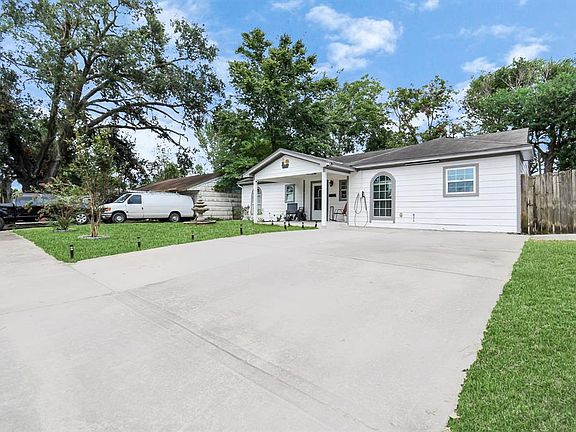5th image of 118 Alastair Drive