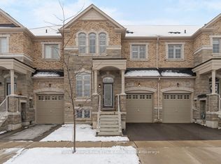 4061 Channing Cres, Oakville, ON L6H 3R3