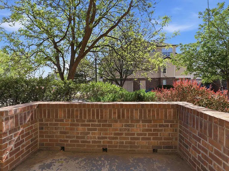 1696 Harris St — Photo 15