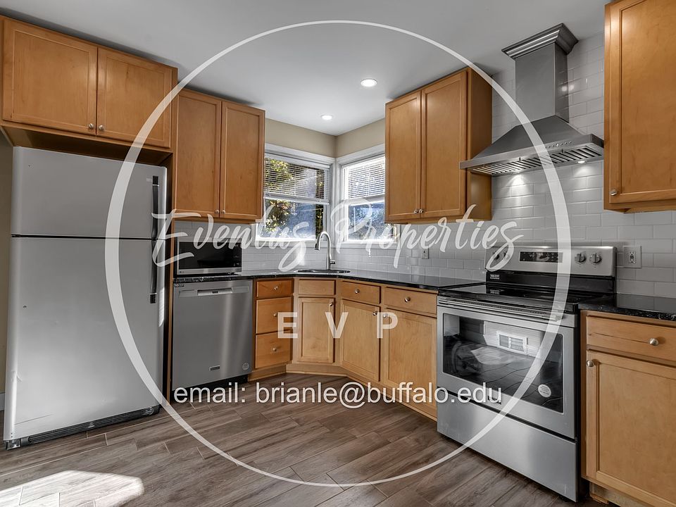 1st image of 215 Englewood Ave