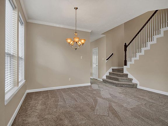 4th image of 29907 Saw Oaks Dr