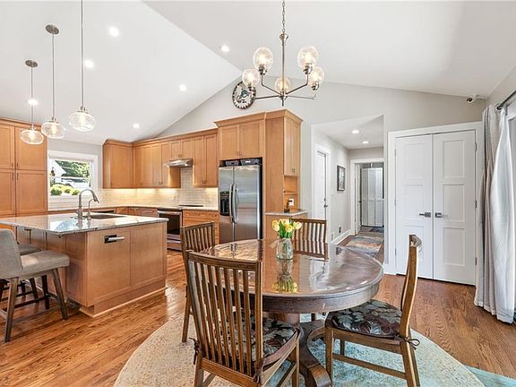 2nd image of 3053 Terramar Dr