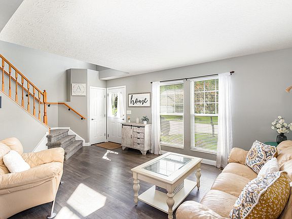 2nd image of 1078 Summerlake Dr