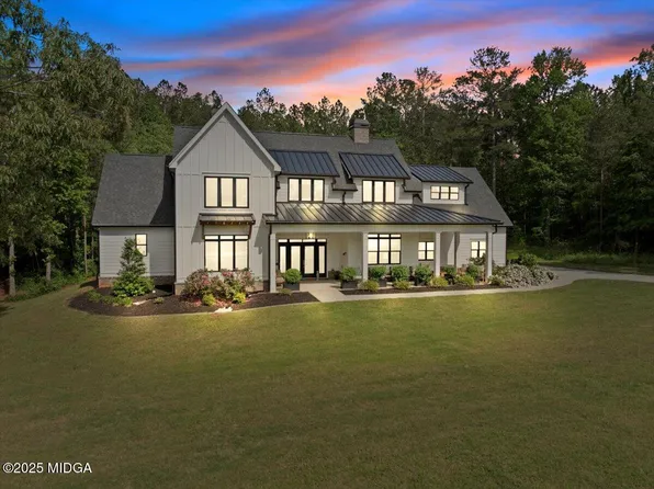 205 River Forest Dr, Forsyth, GA 31029