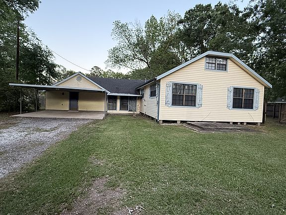 3rd image of 65 Hooks Rd