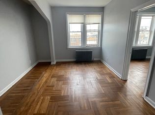 302 N 3rd St #17R, Harrison, NJ 07029