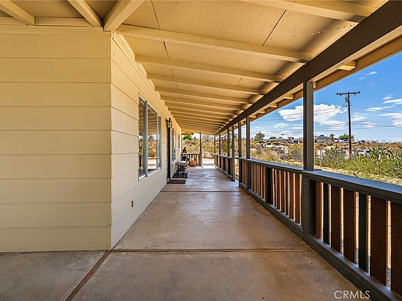 5th image of 61659 Pueblo Trl