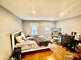 16 Parmenter St #202RR, Boston, MA 02113