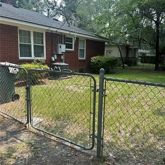 5201 Habersham St — Photo 22