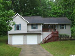 200 Westmoreland Dr, Howard, OH