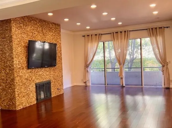 1880 Veteran Ave APT 107, Los Angeles, CA 90025