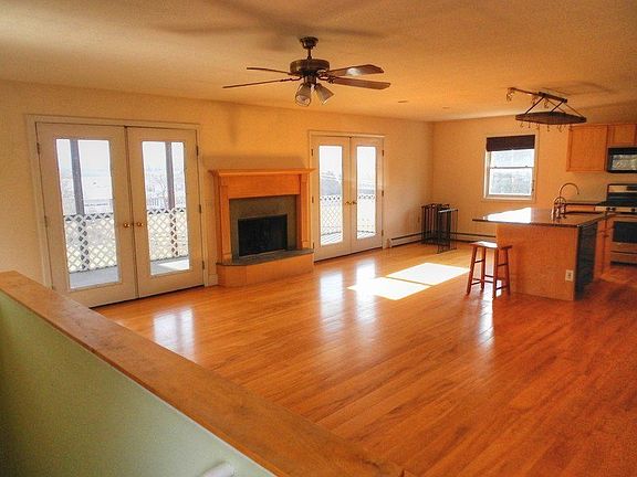 5th image of 6 Sandbar Heights Dr