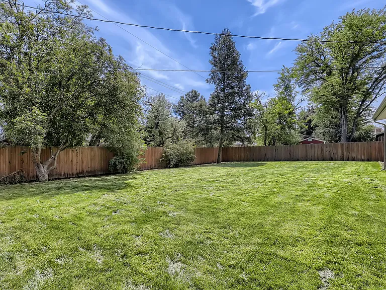 3064 S Winona Ct — Photo 26