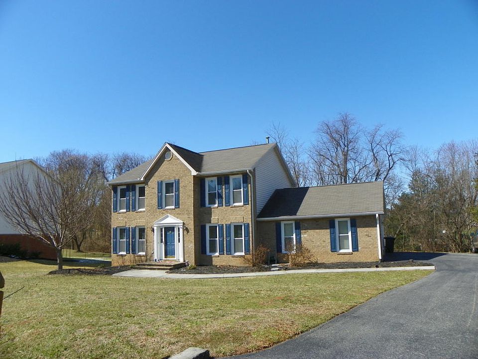 1st image of 180 Apple Ln