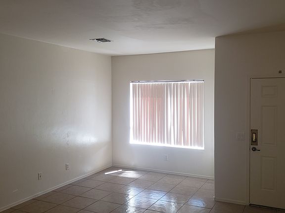 Near New Paint Throughout