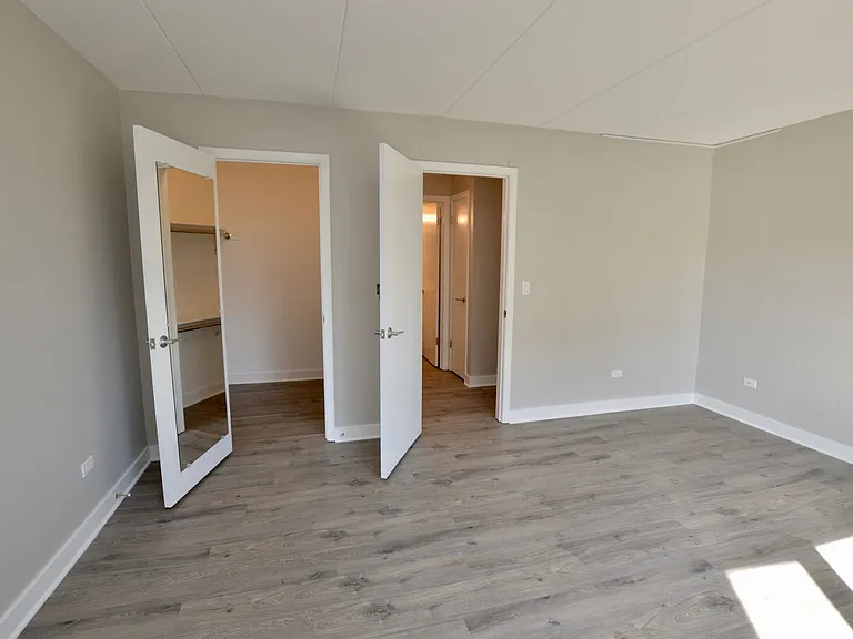 Grove Tower Lofts — Photo 12