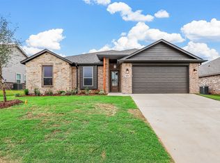 820 Porcupine, Springtown, TX 76082