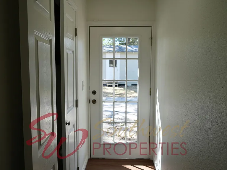 1590 N Race St — Photo 17