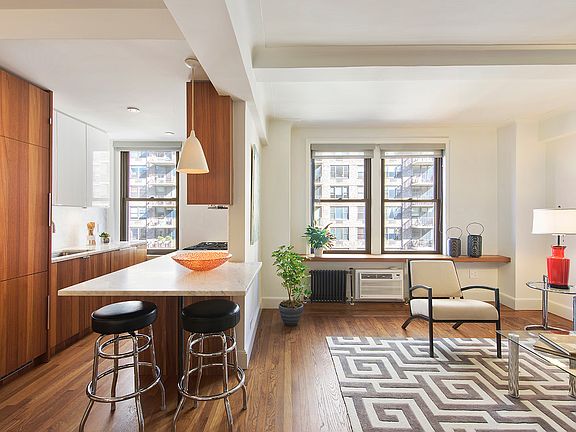 5th image of 308 E 79th St APT 13E
