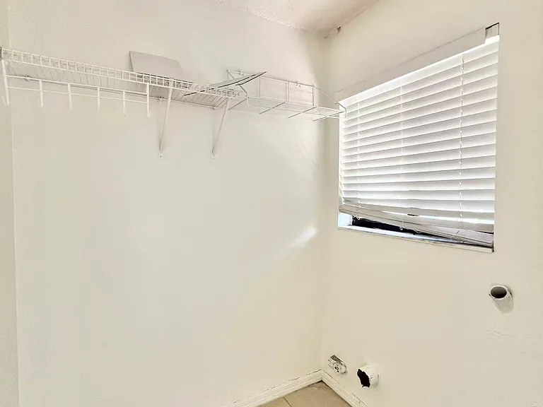 234 Lovell Ln — Photo 22