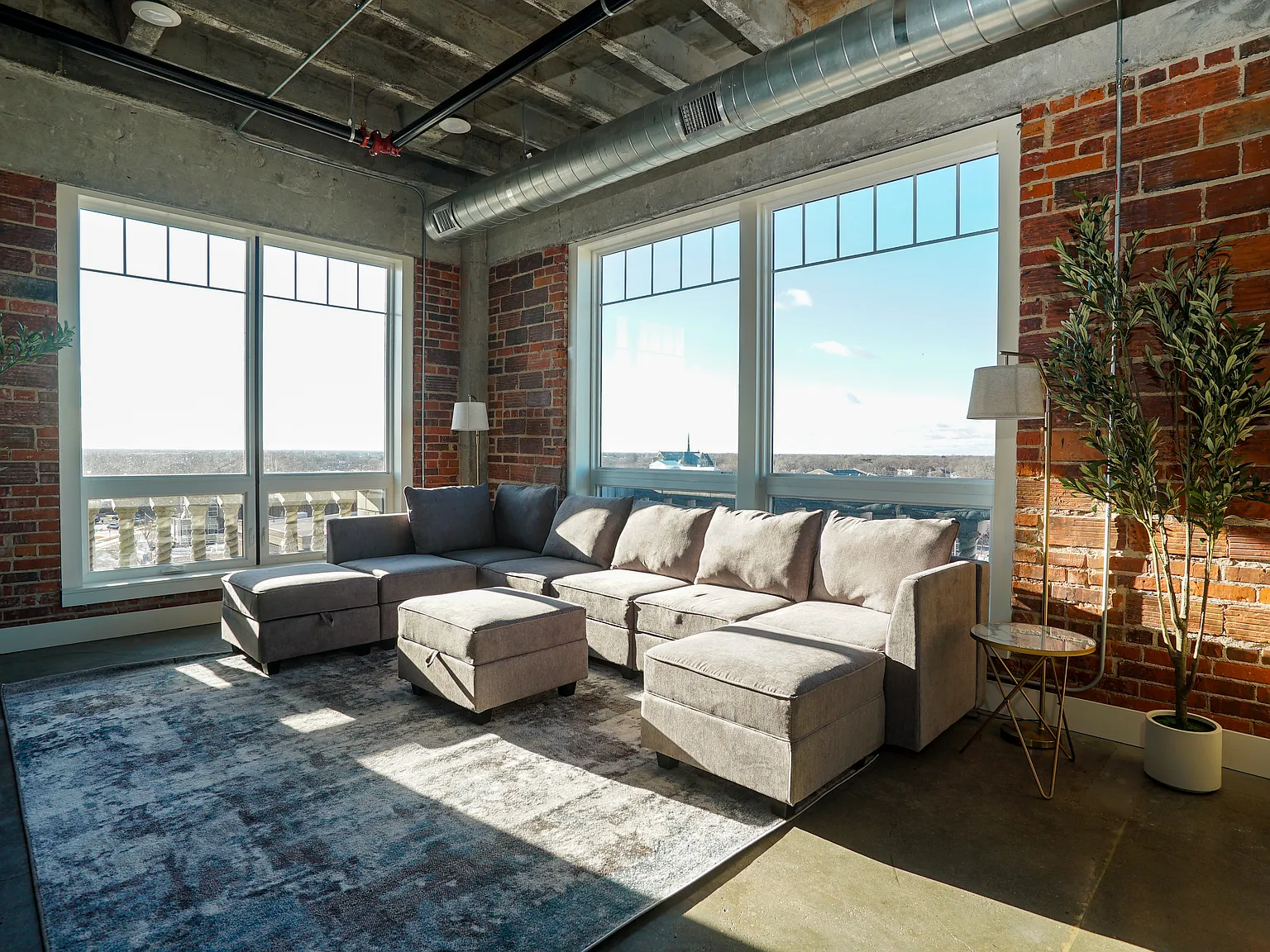 3 bed, 1753 sqft, $3,300 — Photo 3