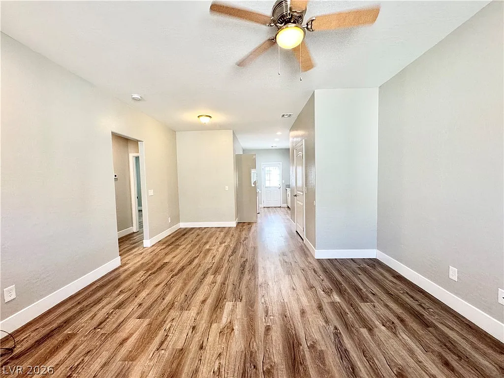 2 bed, 2.0 bath, 1009 sqft, $1,200 — Photo 4