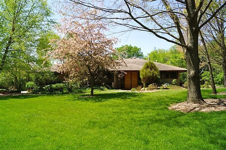 1st image of 5188 Huron River Dr