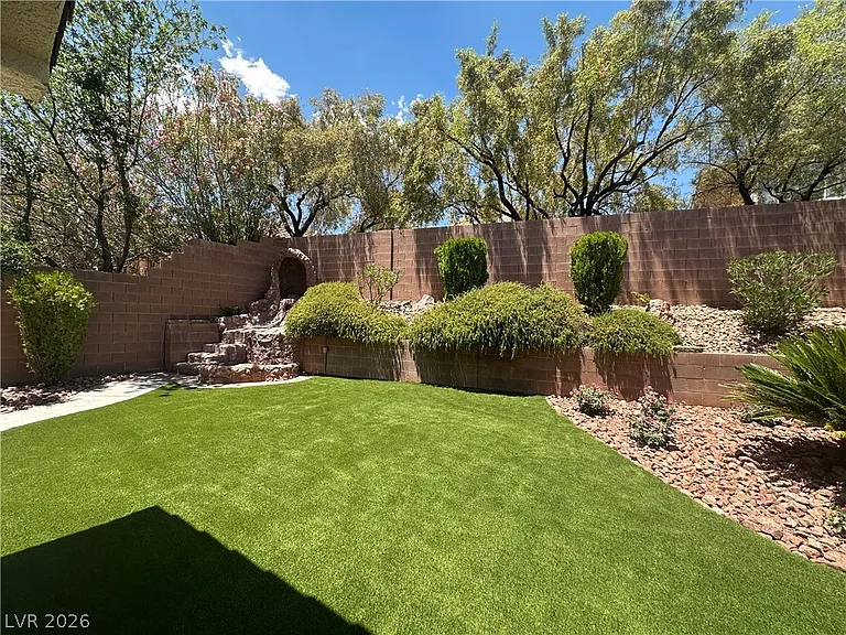 11126 Evvie Ln — Photo 17