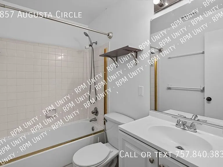 2857 Augusta Cir — Photo 9