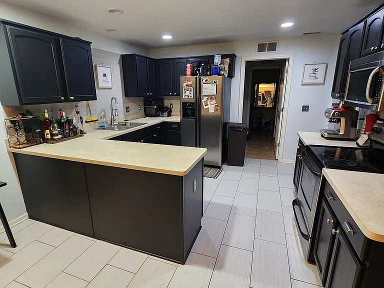 3528 Eagle Creek Dr #11 — Photo 6