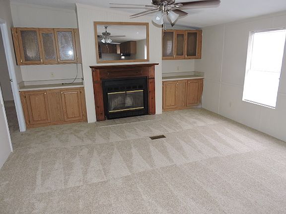 AL9492CREEKS-004_11112015