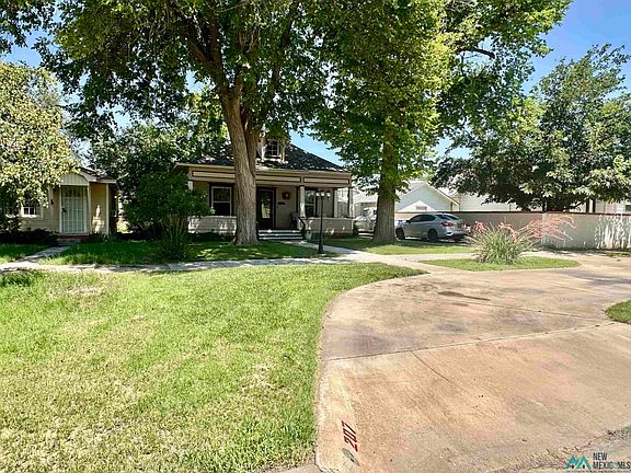 2nd image of 207 S Kentucky Ave