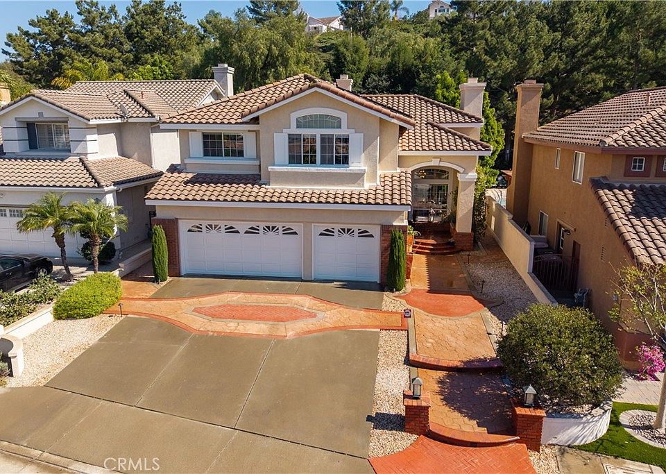 1st image of 7668 E Hollow Oak Rd