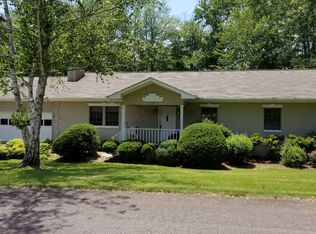 92 Fairway Meadows Dr, Hayesville, NC 28904