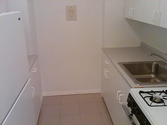 Rented by Baruch Investors | media 38