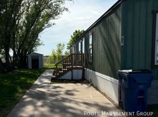 671 E Mills Dr #671, Towanda, KS 67144